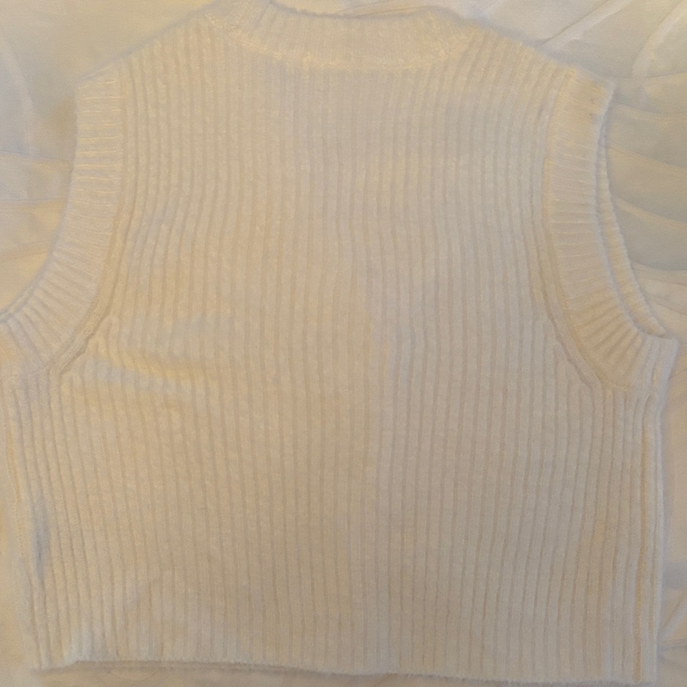Ardene Cream Ribbed V-Neck Button Knit Vest - Picture 2 of 6